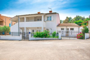 Отель Apartments Betty  Ровинь